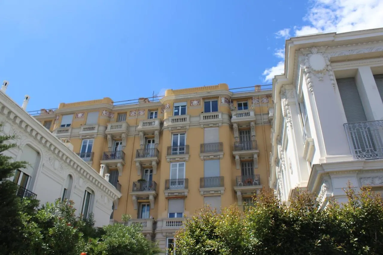 Nice Booking - Palazzo Promenade Des Anglais Balcon Vue Mer 0*,